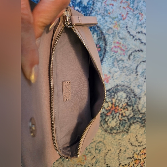 COS Belt Bag - Picture 4 of 6